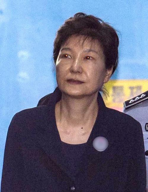 朴槿惠狗年第一坎！被审100多次后量刑即将公布