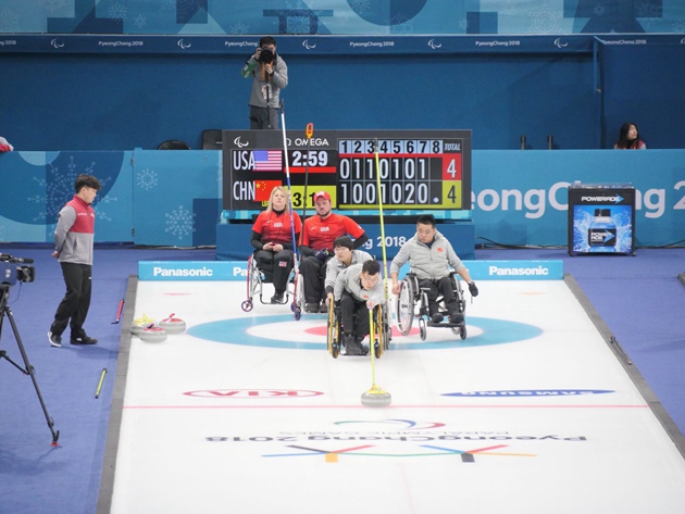 平昌冬残奥会：中国冰壶队七胜一负循环赛领先