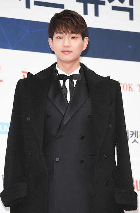 SHINee成员温流被检方认定无性骚扰嫌疑（图）