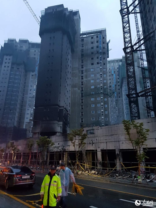 韩国世宗市建筑工地起火中国公民1死14伤