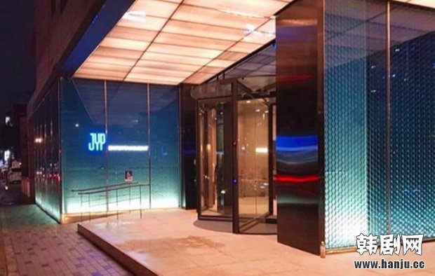 JYP281亿新大楼堪比五星级酒店 有机餐厅+豪华天台